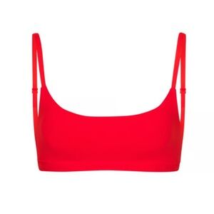 SKIMS Fits Everybody Scoop Bralette in Ruby